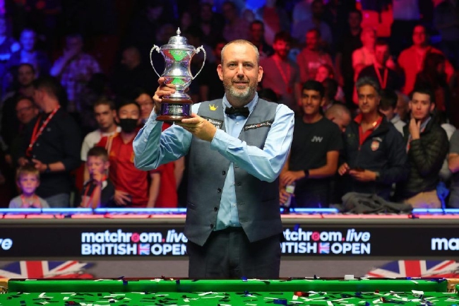 考察球员的 考察球员的